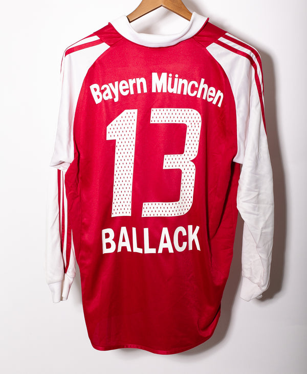 Bayern Munich 2003-04 Ballack Long Sleeve Home Kit (M)