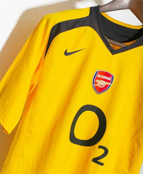 Arsenal 2005-06 Henry Away Kit (M)