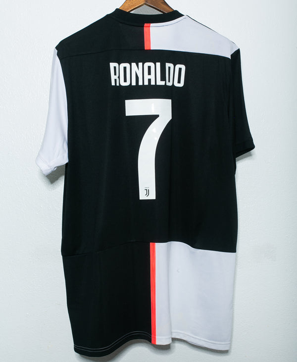 Juventus 2019-20 Ronaldo Home Kit (2XL)
