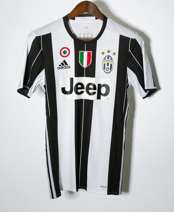 Juventus 2016-17 Bonucci Player Issue Home Kit (S)