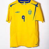 Sweden 2006 Ljungberg Home Kit (L)