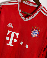 Bayern Munich 2013-14 Robben Home Kit (L)