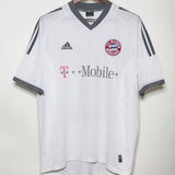 Bayern Munich 2002-03 Ze Roberto Away Kit (L)