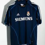 Real Madrid 2005-06 Zidane Away Kit (S)