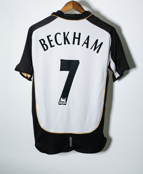 Manchester United 2001-02 Beckham Reversible Away Kit (M)