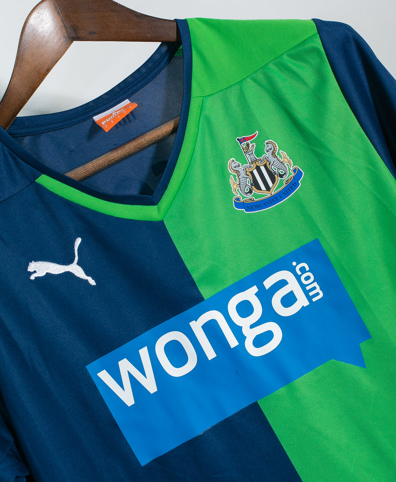Newcastle 2014-15 Sissoko Third Kit (S)