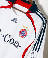 Bayern Munich 2006-07 Podolski Away Kit (XL)