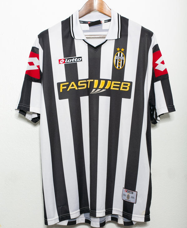 Juventus 2001-02 Home Kit (2XL)