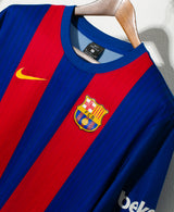Barcelona 2016-17 Messi Home Fan Kit (XL)