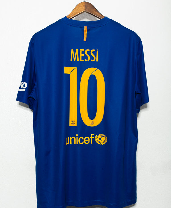 Barcelona 2016-17 Messi Home Fan Kit (XL)