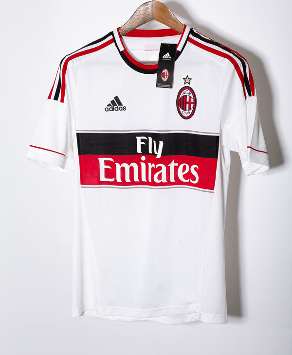AC Milan 2012-13 Pato Away Kit NWT (S)
