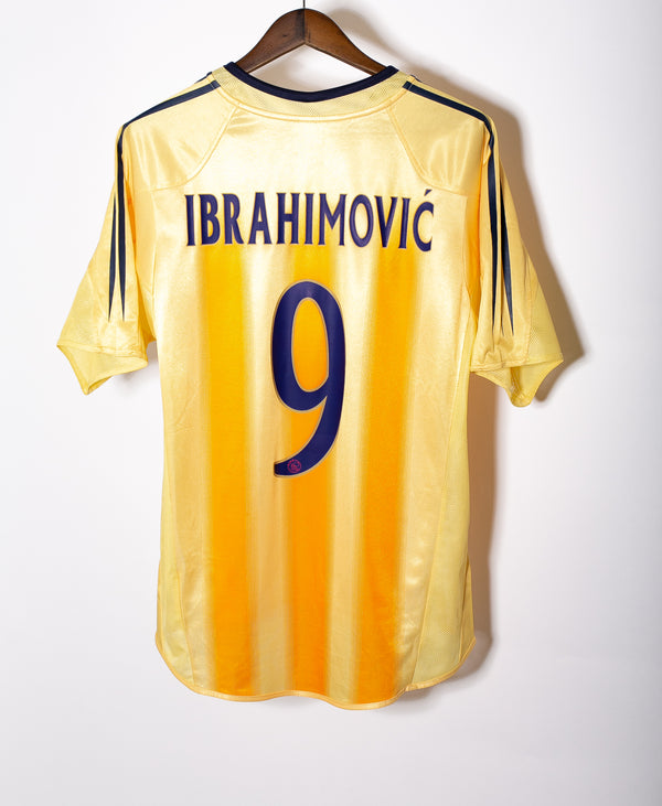 Ajax 2001-02 Ibrahimovic Away Kit (M)