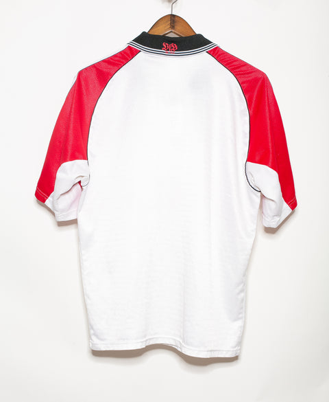 VfB Stuttgart 1998-99 Home Kit (L)