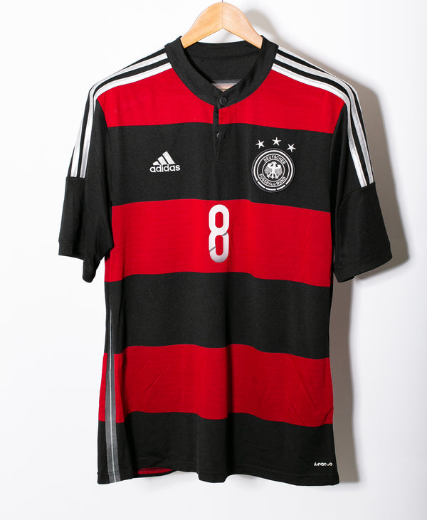 Germany 2014 Ozil Away Kit (L)