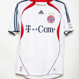 Bayern Munich 2006-07 Klose Away Kit (M)