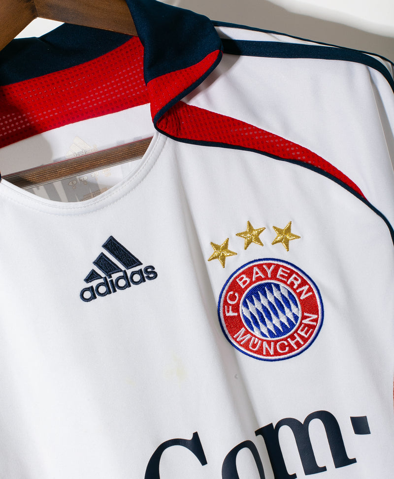 Bayern Munich 2006-07 Klose Away Kit (M)