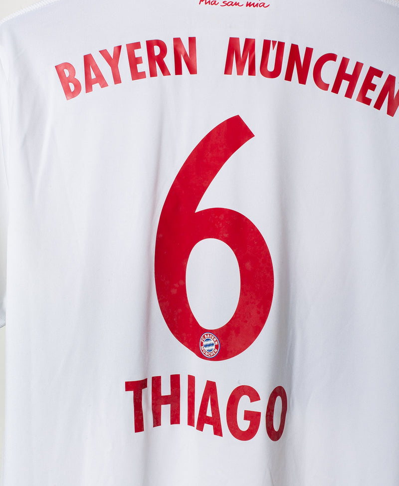 Bayern Munich 2015-16 Thiago Away Kit (XL)