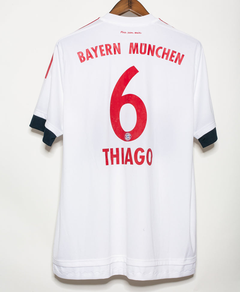 Bayern Munich 2015-16 Thiago Away Kit (XL)