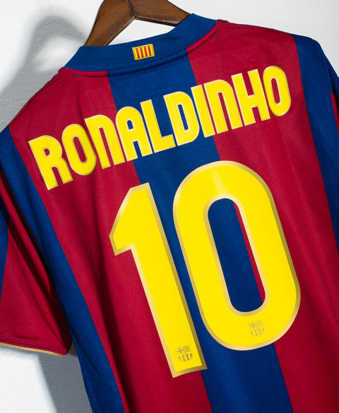 Barcelona 2007-08 Ronaldinho Home Kit (L)