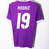 Real Madrid 2016-17 Modric Away Kit (XS)