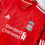 Liverpool 2010-11 Gerrard Home Kit (L)