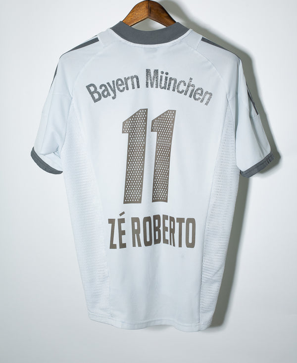 Bayern Munich 2002-03 Ze Roberto Away Kit (M)