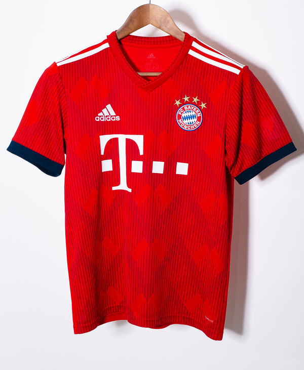 Bayern Munich 2018-19 Davies Home Kit (S)