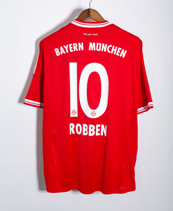 Bayern Munich 2013-14 Robben Home Kit (XL)