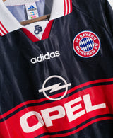 Bayern Munich 1997-98 Matthaus Home Kit (L)