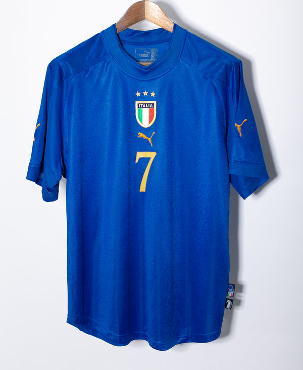 Italy 2004 Del Piero Home Kit (XL)