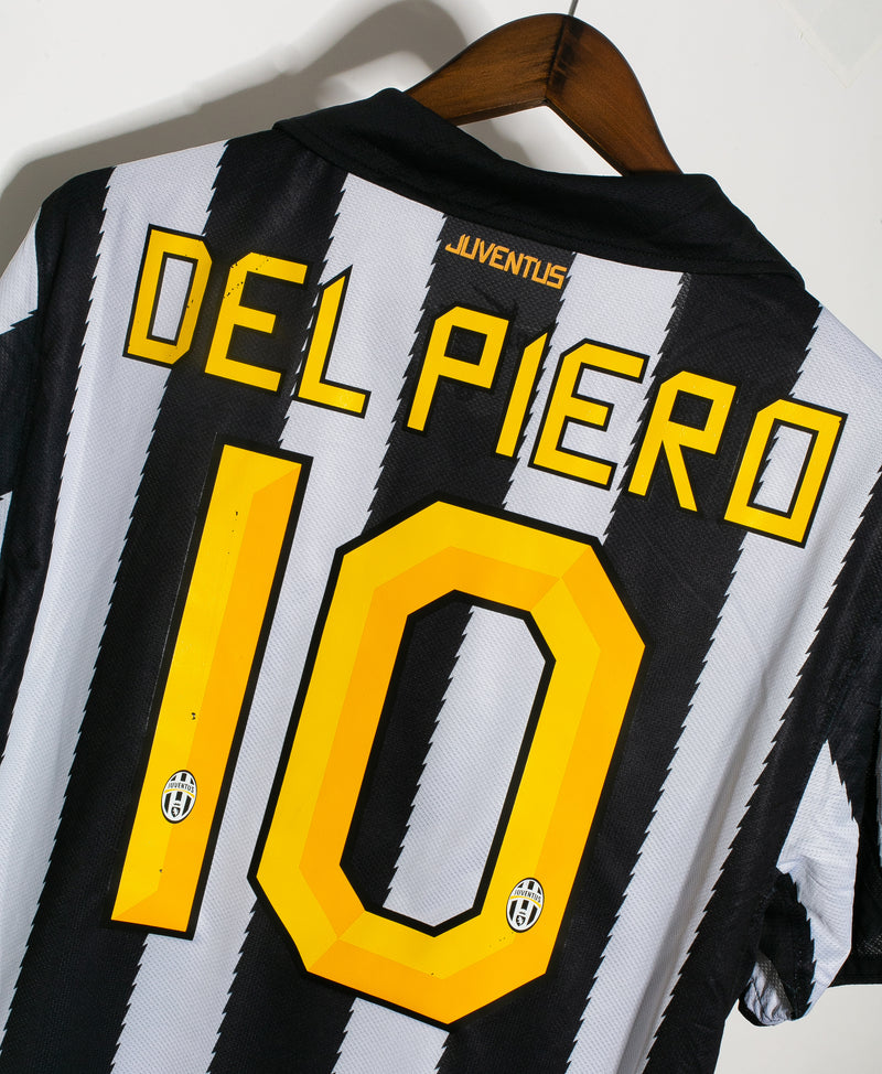 Juventus 2010-11 Del Piero Home Kit (L)