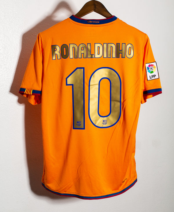 Barcelona 2006-07 Ronaldinho Away Kit (S)
