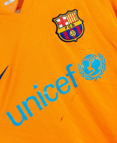 Barcelona 2006-07 Ronaldinho Away Kit (S)