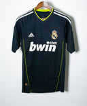 Real Madrid 2010-11 Ronaldo Away Kit (S)
