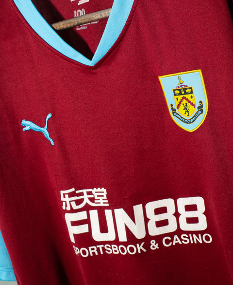 Burnley 2010-11 Home Kit (2XL)