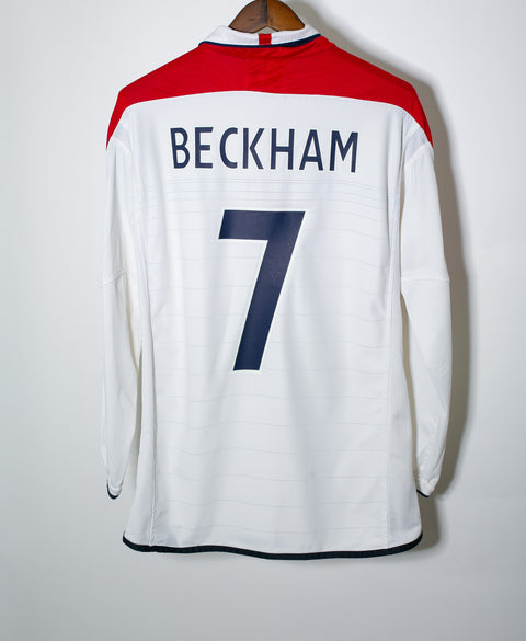 England 2004 Beckham Long Sleeve Home Kit (M)