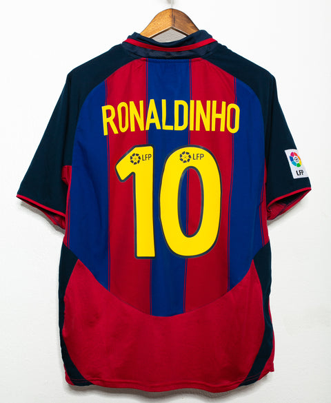 Barcelona 2003-04 Ronaldinho Home Kit (L)