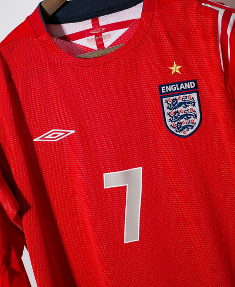 England 2004 Beckham Long Sleeve Away Kit (M)