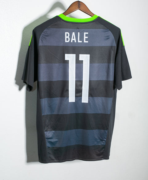 Wales 2016 Bale Away Kit (L)