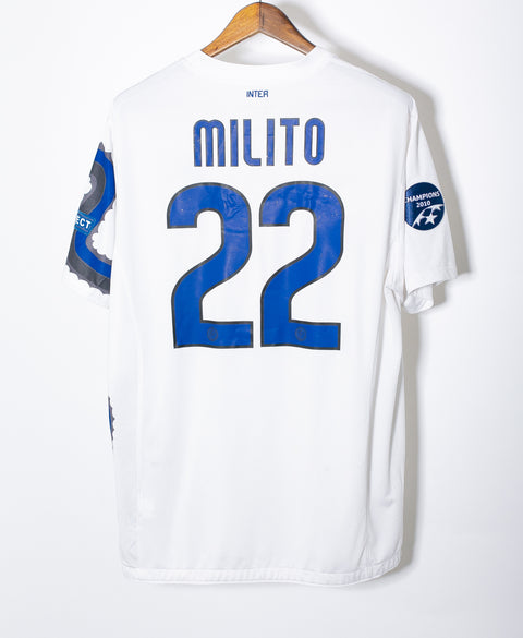 Inter Milan 2010-11 Milito Away (XL)