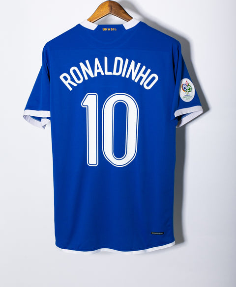 Brazil 2006 Ronaldinho Away Kit (L)