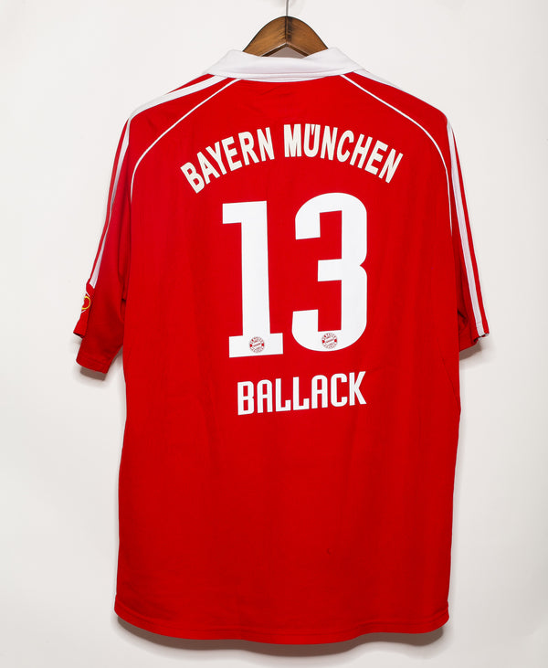 Bayern Munich 2005-06 Ballack Home Kit (XL)