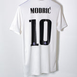 Real Madrid 2022-23 Modric Home Kit (S)