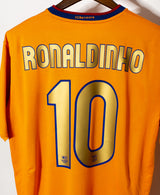 Barcelona 2006-07 Ronaldinho Away Kit (M)