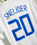 Netherlands 2006 Sneijder Away Kit (L)