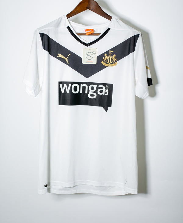 Newcastle 2014-15 Special Kit NWT (M)