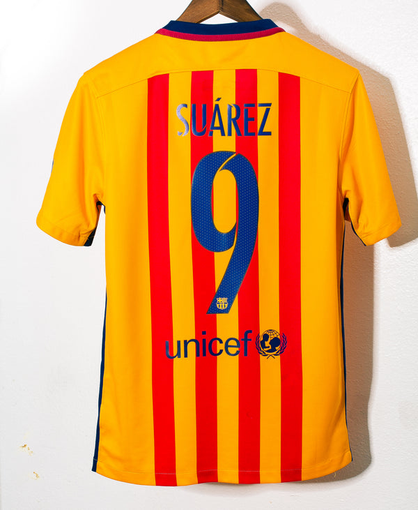 Barcelona 2015-16 Suarez Away Kit (S)