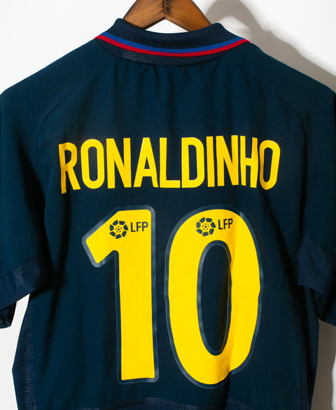 Barcelona 2002-03 Ronaldinho Away Kit (L)