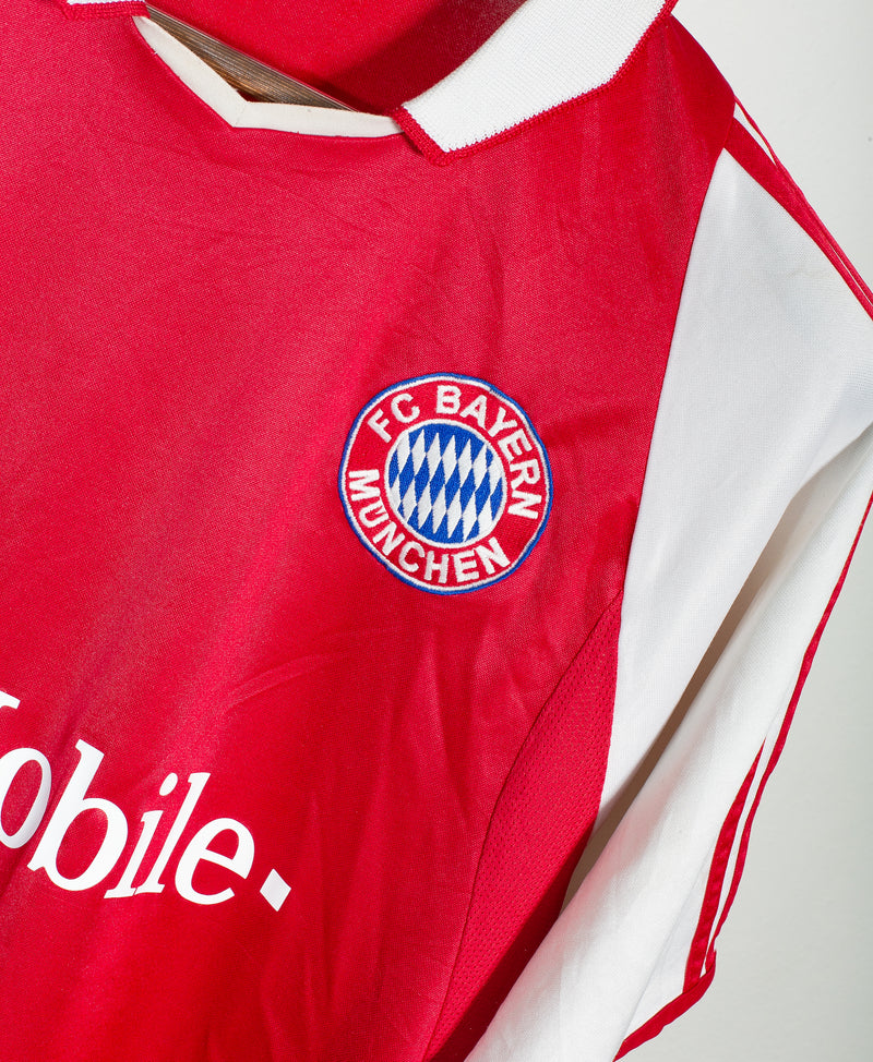 Bayern Munich 2003-04 Makaay Home Kit (M)