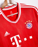 Bayern Munich 2013-14 Lahm Home Kit (2XL)